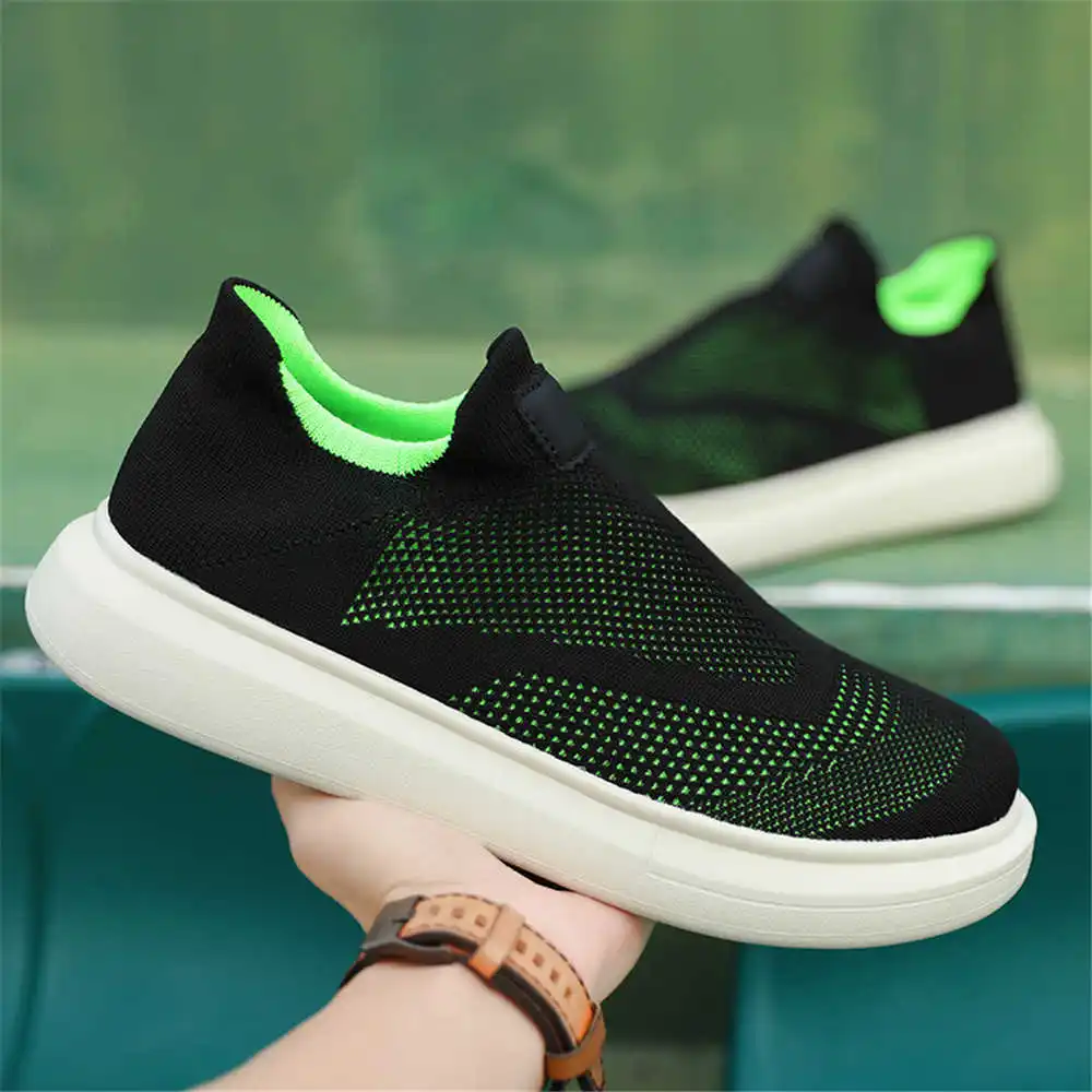 ถุงน่องแพลตฟอร์มรองเท้าสีน้ำตา - Tech Trend Accessories บทวิจารณ์และราคา